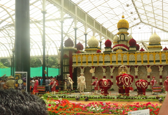Floral Replica of the Royal Mysore Palace 